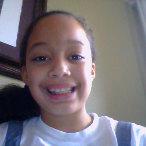Natalie Henriquez Photo 11