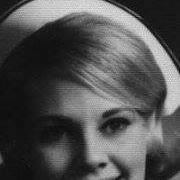 Mary Busch Photo 9