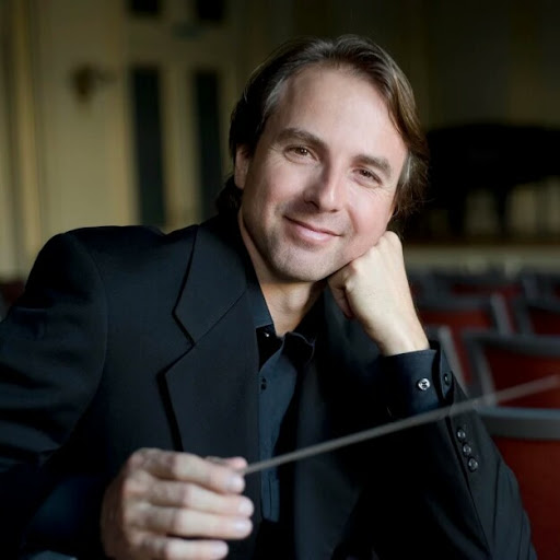 Christopher Whiting Photo 32