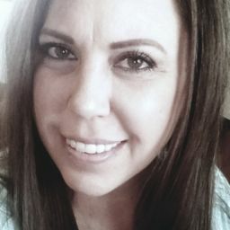 Lisa Dunham Photo 40