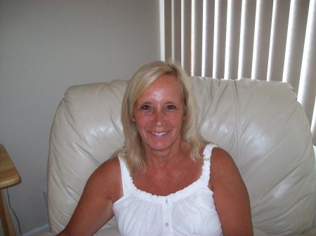 Joanne Price Photo 7