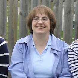 Catherine Lamb Photo 22