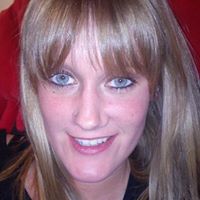 Jennifer Garth Photo 18