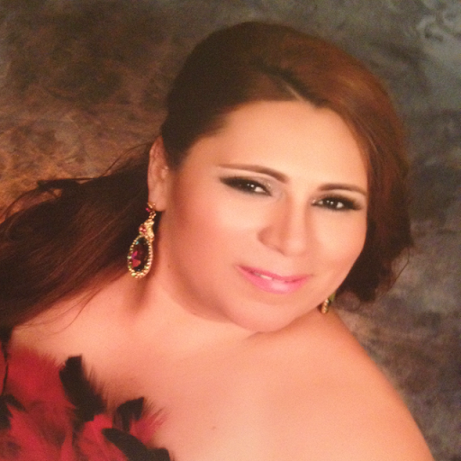 Maria Zayas Photo 26