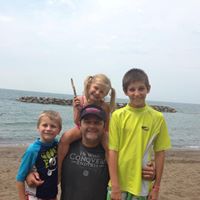 Lori Shaw Photo 13