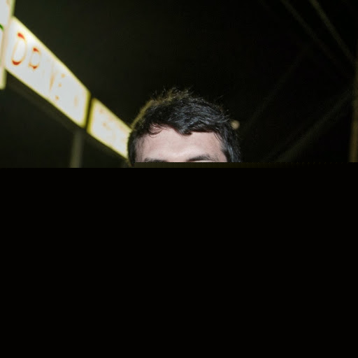 Aaron Thompson Photo 19