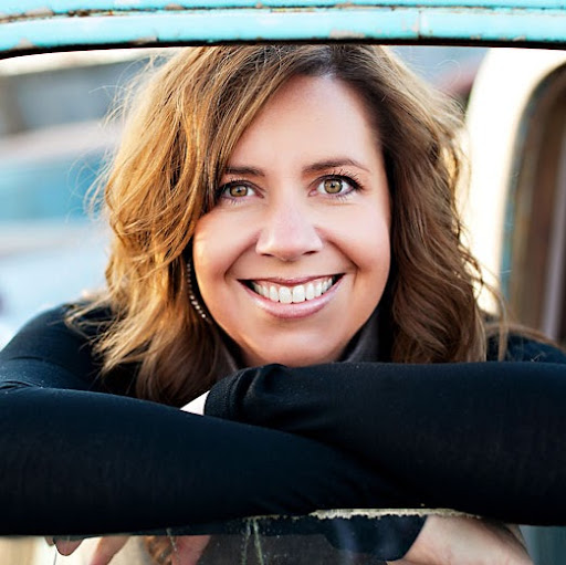 Rae Jensen Photo 26