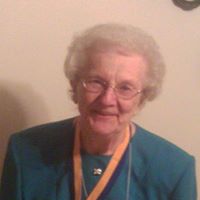 Clara Norris Photo 3