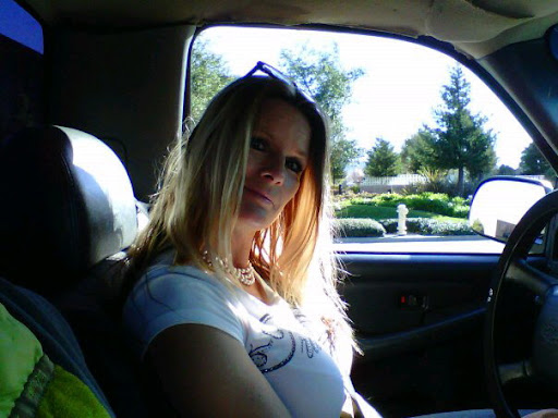 Christie Lawrence Photo 30