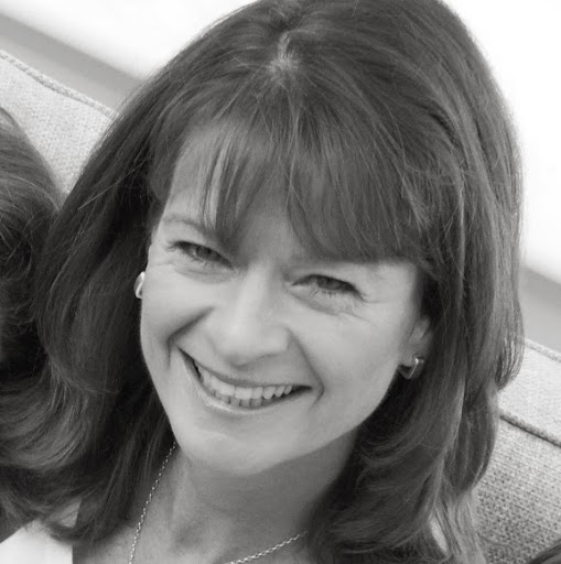 April Whitehead Photo 36