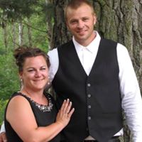 Julie Perreault Photo 30