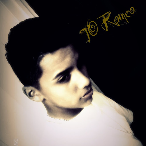 Erik Benitez Photo 19