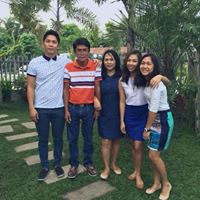 Julie Pua Photo 7