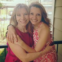 Julie Seaton Photo 7