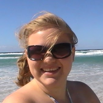 Michelle Noble Photo 26