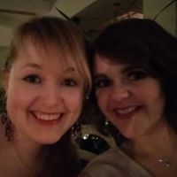 Sarah Perkins Photo 7