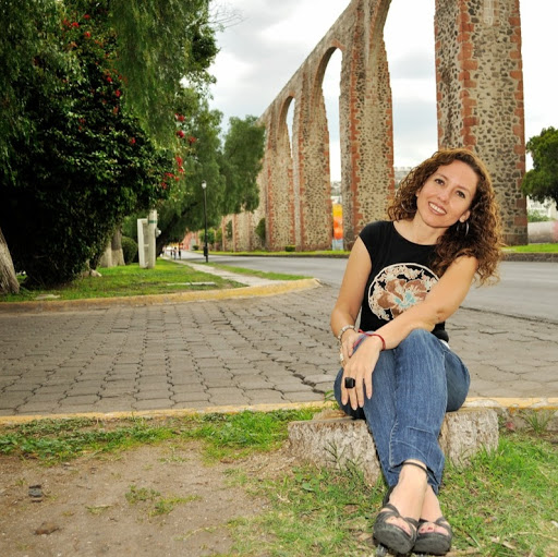 Ana Luque Photo 26