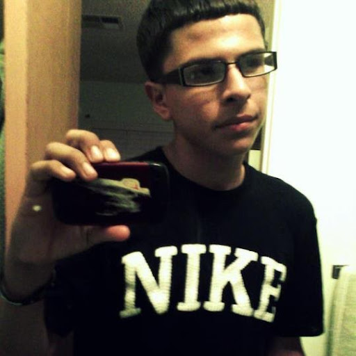Jose Enriquez Photo 46