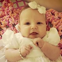 Tara Huber Photo 8