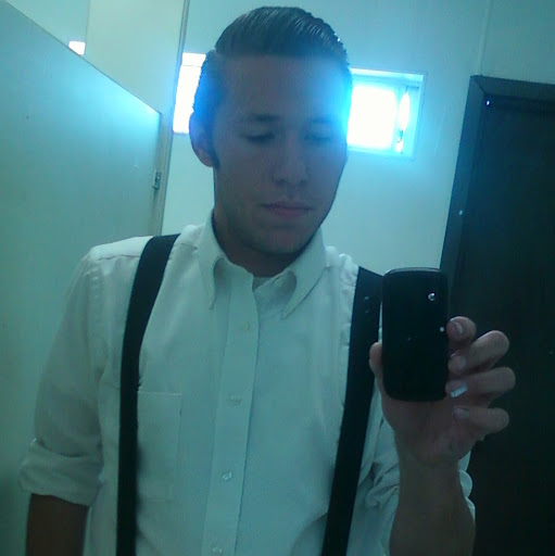 Tyler O'Neil Photo 10