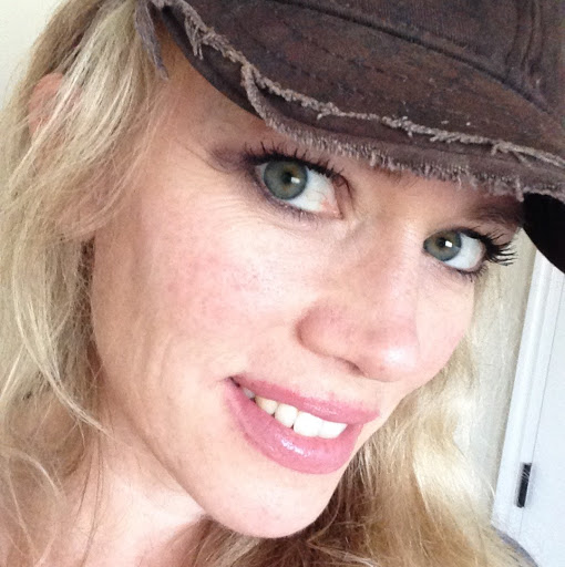 Kimberly Rhodes Photo 12