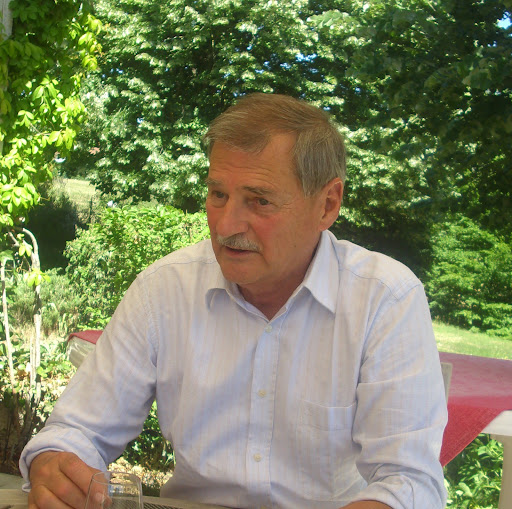 Robert Fort Photo 7