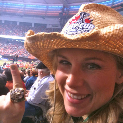 Colleen Sutton Photo 29