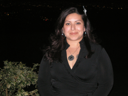 Lorraine Lopez Photo 4