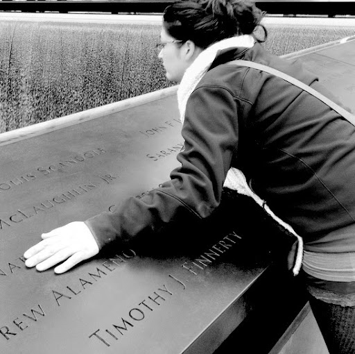 Laura Hartman Photo 15