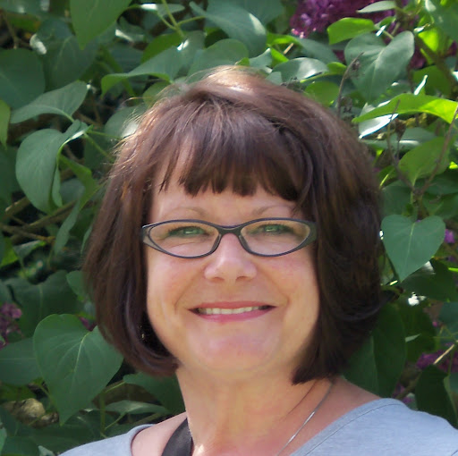 Nancy Henley Photo 8
