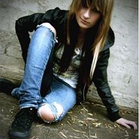 Eleanor Lawrence Photo 22