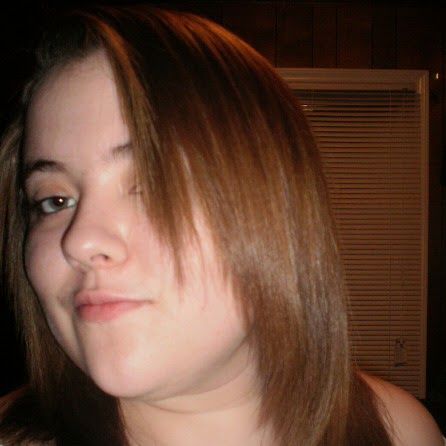 Danielle Shepard Photo 32