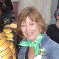 Annette Holt Photo 37
