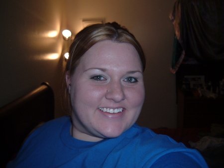 Julia Knowles Photo 28