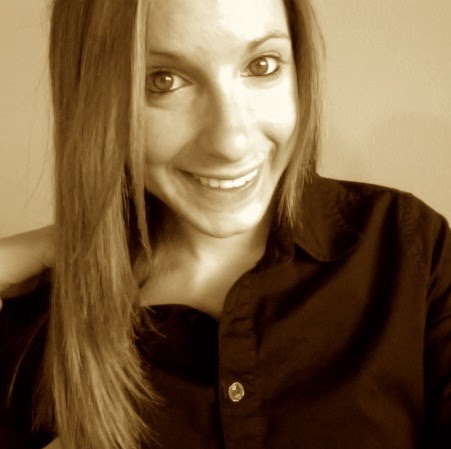 Michelle Squires Photo 35