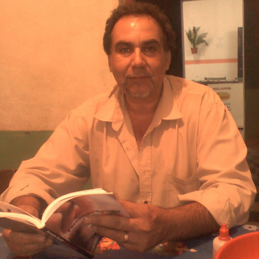 Jorge Luna Photo 33