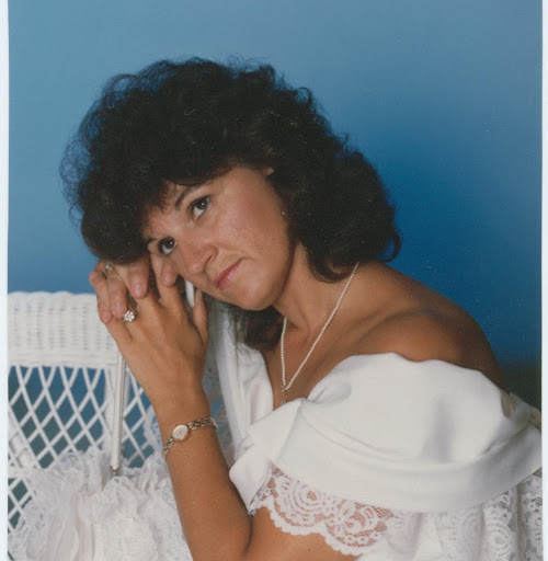 Carol Griffith Photo 6