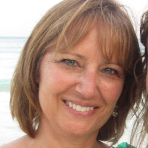 Denise Novak Photo 17