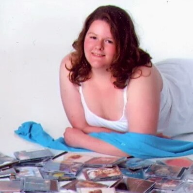 Rebecca Wood Photo 43