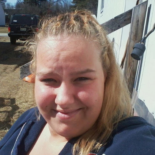 Danielle Nelson Photo 25