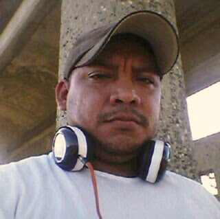 Arturo Morales Photo 26