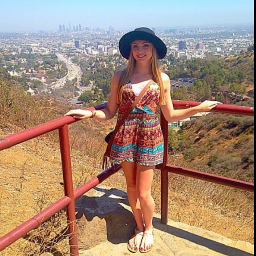 Molly Francis Photo 11