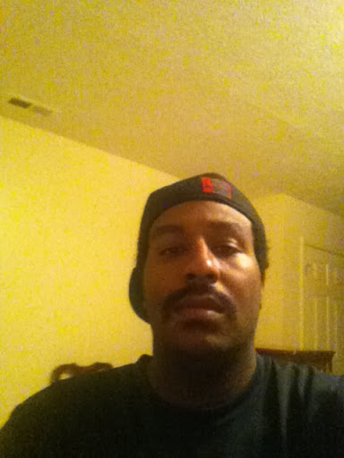 Joseph Holmes Photo 25