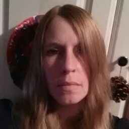 Alison Hull Photo 12
