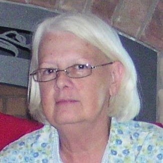 Linda Norris Photo 12