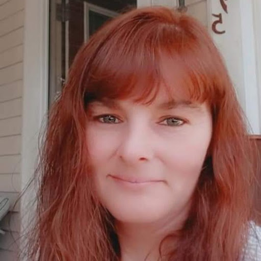 Dawn Moore Photo 27