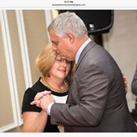 Laurie Grissom Photo 13