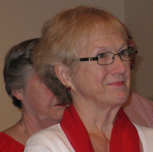 Barbara Bruce Photo 38