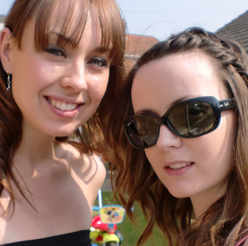 Alice Gardner Photo 29