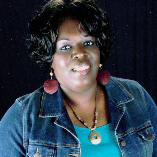 Tracey Booker Photo 12